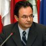 Μήνυμα Παπακωνσταντίνου στη ΓΕΝΟΠ για το 17% της ΔΕΗ