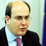 Χατζηδάκης: Να μπαίνουν οι φόροι στην πόρτα των διυλιστηρίων 