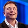Ξεφόρτωσε κι άλλες μετοχές της Tesla ο Ελον Μασκ