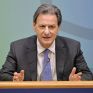 Σκυλακάκης: Αν δεν είχαμε αυτή τη μεγάλη αύξηση στις ΑΠΕ μέσα στο σύστημα τώρα θα είχαμε μόνιμες αυξήσεις στο ρεύμα - Από τις αρχές του φθινοπώρου το πορτοκαλί τιμολόγιο