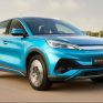 Η BYD ξεπέρασε για πρώτη φορά την Tesla, με ετήσιο κύκλο εργασιών-ρεκόρ