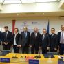 "Έπεσαν" οι υπογραφές - 100 εκατ. ευρώ από την ΕΤΕπ για τον εκσυγχρονισμό του δικτύου διανομής σε ηπειρωτική και νησιωτική Ελλάδα