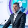 Στάσσης: Η τεχνητή νοημοσύνη επιταχύνει την ενίσχυση των δικτύων, αλλάζοντας τα πρότυπα κατανάλωσης – Στροφή σε περισσότερη «καθαρή» ενέργεια