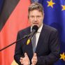 Χάμπεκ: Προτεραιότητα η μείωση των τελών μεταφοράς ενέργειας
