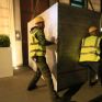Η Greenpeace απέκλεισε την είσοδο στα κεντρικά γραφεία της BP στο Λονδίνο