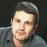 Κωστής Παπαϊωάννου: Ο μαύρος ουρανός της πόλης