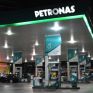 Απειλεί να απεμπλακεί από έργο LNG, στον Καναδά, η Petronas