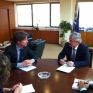 Συνάντηση Μανιάτη με τον Ολλανδό Πρέσβη στην Αθήνα, Jan Versteeg