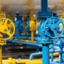 ΙΕΑ: Η στροφή από τα συμβόλαια oil προς την "φυσική τιμολόγηση" του αερίου απέφερε στην Ε.Ε. περισσότερα από ό,τι της στοιχίζει τώρα