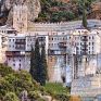 “Πρασινίζει” το Άγιο Όρος: Φωτοβολταϊκά για το 75% των ενεργειακών αναγκών