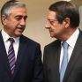 Άτυπη συνάντηση Αναστασιάδη - Ακιντζί - Τι περιλαμβάνει η ατζέντα