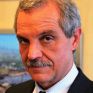 Παρέμβαση Κοντολέοντος: Σήμα κινδύνου προτού οι υψηλές τιμές και η κρίση στη χονδρεμπορική αγορά ρεύματος πλήξουν τη βιομηχανία