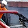Γερμανία: Ακτιβιστές έκλεισαν αγωγούς πετρελαίου σε πέντε σημεία