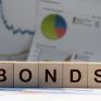 Capital Economics: Βλέπει βουτιά στα spreads και νέο θεαματικό ράλι στα ελληνικά ομόλογα