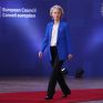 Λάιεν: ΑΠΕ και νέα δίκτυα θα μειώσουν τις τιμές ενέργειας στην Ευρώπη