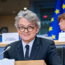 Μπρετόν: Οι νέοι δημοσιονομικοί κανόνες πρέπει να ευνοούν τις χώρες που επενδύουν στην μείωση εκπομπών CO2