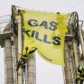 Αποκάλυψη Greenpeace: Η βιομηχανία ορυκτού αερίου ωθεί τις ΗΠΑ και την Ευρώπη σε συμβόλαια που “ψήνουν” τον πλανήτη