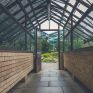 Η πράσινη ανάπτυξη μέσω των θερμοκηπίων ΜED Greenhouses