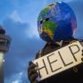 Greenpeace: τα εισιτήρια πρώτης θέσης στις ευρωπαϊκές αεροπορικές εταιρείες ευθύνονται για 4-5 φορές περισσότερες εκπομπές από ό,τι τα εισιτήρια οικονομικής