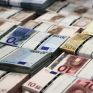 Έσφιξαν τα λουριά στα δάνεια οι τράπεζες