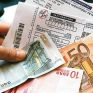 Να τιτλοποιήσει τα «φέσια» μελετά η ΔΕΗ για να αποκτήσει ρευστότητα