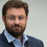 Ζαχαριάδης: Η κυβέρνηση πρέπει να ξεκαθαρίσει αν πουλάει τα ΕΛΠΕ