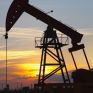 Άλμα καταγράφουν οι τιμές του πετρελαίου μετά την εκεχειρία ΗΠΑ-Κίνα στο εμπορικό μέτωπο 