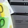 Στο ανταγωνιστικό σκέλος των λογαριασμών ρεύματος περνά το ΕΤΜΕΑΡ - Πως θα λειτουργεί για τον ΕΛΑΠΕ το νέο έσοδο από τα πράσινα πιστοποιητικά