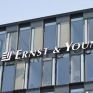 EY: Σημαντικές μετατοπίσεις στο παγκόσμιο περιβάλλον των χρηματοδοτήσεων, με έμφαση στα ιδιωτικά κεφάλαια