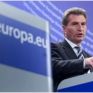 Έτινγκερ: Θα χρηματοδοτήσουμε δίκτυα για τη μεταφορά ηλιακής ενέργειας από την Ελλάδα