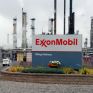ExxonMobil: Η παγκόσμια αυτοκρατορία «συρρικνώνεται» καθώς η Wall Street ανησυχεί για το μέρισμα
