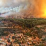 Μεγάλη πυρκαγιά στις Πετριές Εύβοιας