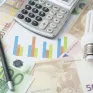 Τιμολόγια με αυξήσεις, αλλά και μειώσεις από τους παρόχους για τον Οκτώβριο - Στο ρυθμό του Dunkelflaute «χορεύει» ξανά η ήπειρος - Συναλλαγές 15 λεπτών από σήμερα στα ευρωπαικά χρηματιστήρια