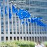Θετική έκθεση Κομισιόν με… μήνυμα για τις τράπεζες - Τι αναφέρει ανά τομέα της οικονομίας