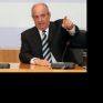Τέρενς Κουίκ: Συμφωνούμε με το δημοψήφισμα για τη ΔΕΗ