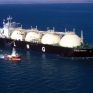 Οι "καραβιές" LNG, ο ανταγωνισμός και η αλλαγή πλεύσης της ΔΕΗ: Πως η Οριακή Τιμή Συστήματος μειώθηκε κατά 11,3%