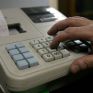 ΕΛΣΤΑΤ: Πτώση 12,7% στον όγκο λιανικών πωλήσεων