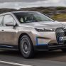 BMW: Παρουσίαση στην Ελλάδα των αμιγώς ηλεκτρικών μοντέλων iX και i4