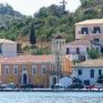 «Κακόγουστο αστείο τα περί εκκένωσης νησιών»
