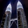 Αποφασισμένη να αποκτήσει την καναδική Progress Energy η Petronas 