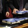 Κατατέθηκε ο προϋπολογισμός του 2017 - Προβλέπει ανάπτυξη 2,7% και πρωτογενές πλεόνασμα 2% του ΑΕΠ