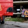 Πυρκαγιά σε προαύλιο χώρο εταιρείας ελαστικών στη Σίνδο