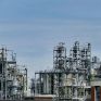 Ανεβάζει τον πήχη για τα EBITDA των Helleniq Energy και Motor Oil η Eurobank Equities