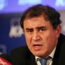 Ρουμπινί: Σε κίνδυνο η παραμονή της Ελλάδας στην ευρωζώνη