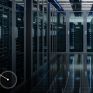 Η Schneider Electric παρουσιάζει πρωτοποριακή μελέτη αξιολόγησης του κινδύνου Arc Flash σε data centers 800 VDC