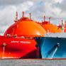 Rystad Energy: Στα FLNG έναντι των χερσαίων τερματικών το momentum της αγοράς - Θα τριπλασιάσουν τη δυναμικότητά τους έως το 2030