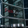 Fitch: Εύσημα στην Ελλάδα για τα «στοχευμένα» μέτρα στήριξης έναντι του ενεργειακού κόστους