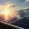 SolarPower Europe: Ισχυρό momentum για την αγορά φωτοβολταϊκών το α’ εξάμηνο, που ισοφάρισε ολόκληρο το 2025 - «Καμπανάκι» για περικοπές και αποθήκευση