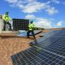 Οι αλλαγές στο net metering οδηγούν τη SolarCity σε πάνω από 550 απολύσεις