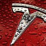 Πώς επωφελείται η Tesla από τη στροφή της αυτοκινητοβιομηχανίας στα ηλεκτρικά οχήματα